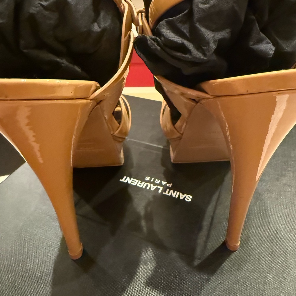 Almost Brand New Saint Lauren signature Sandals size 38.5 - Picture 3 of 11